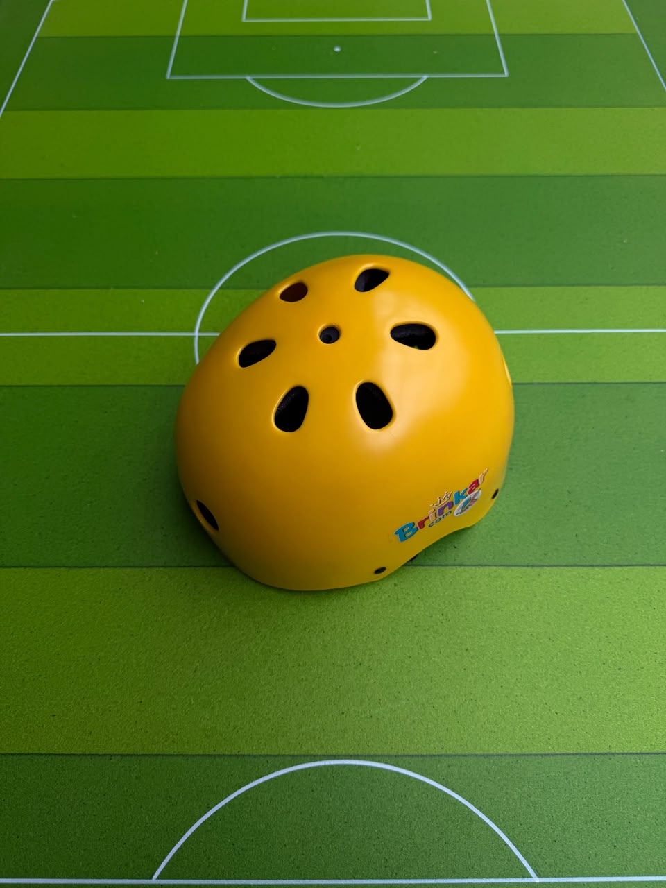 Capacete de proteção amarelo