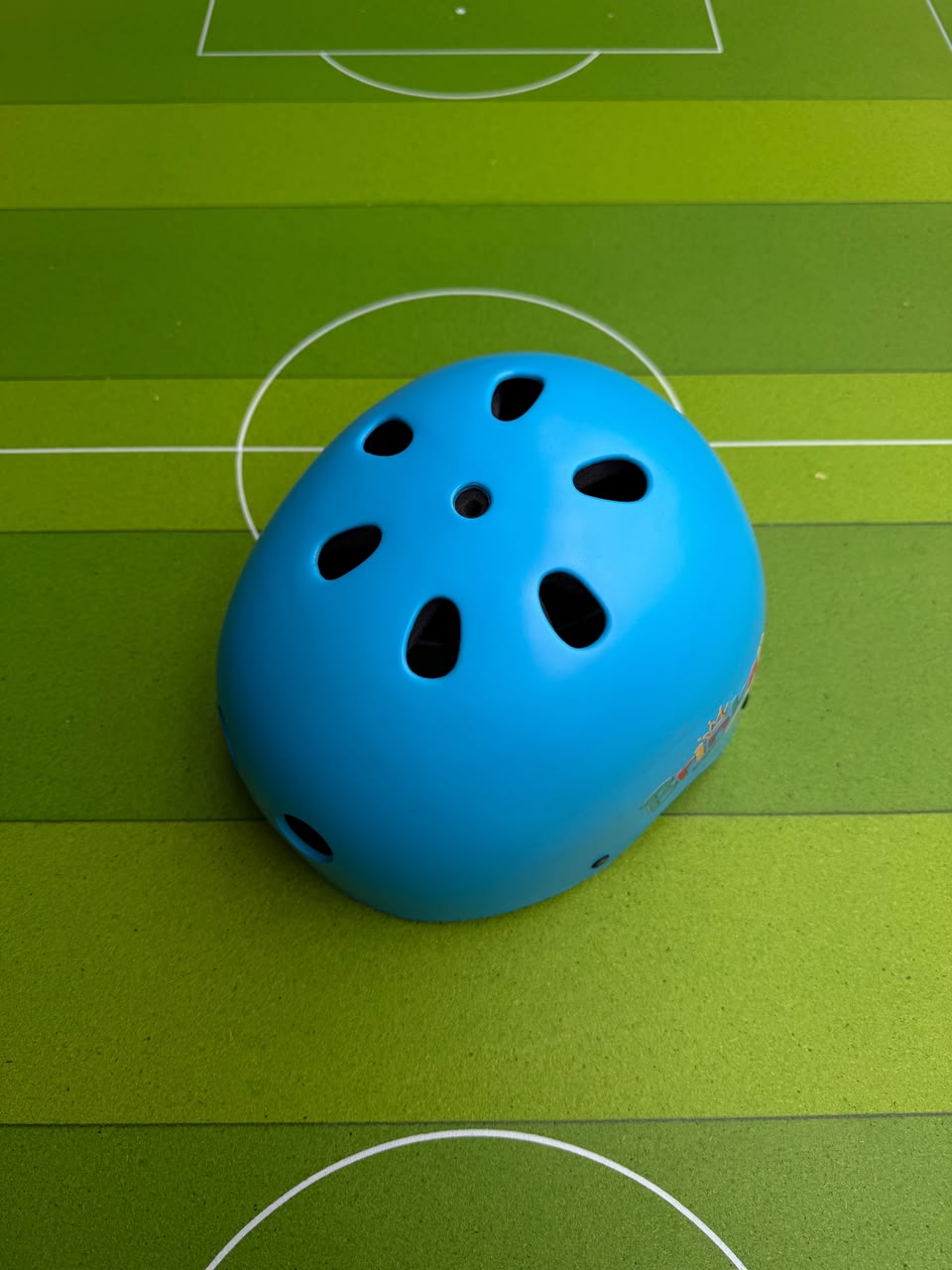 Capacete de proteção azul claro