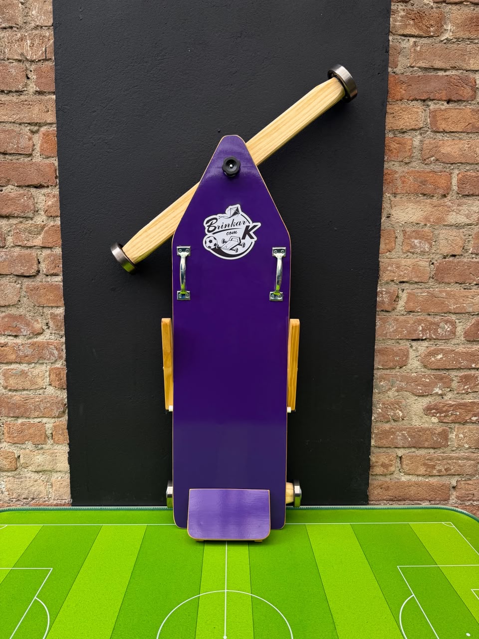 Carrinho de rolimã roxo